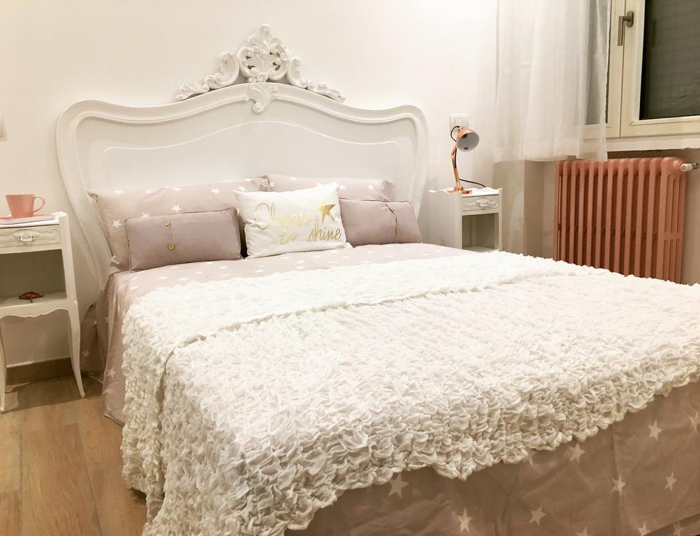 La Maison Extravagante Саронно Экстерьер фото