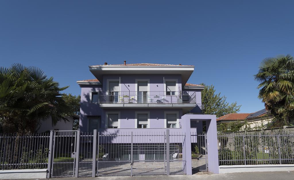 La Maison Extravagante Саронно Экстерьер фото